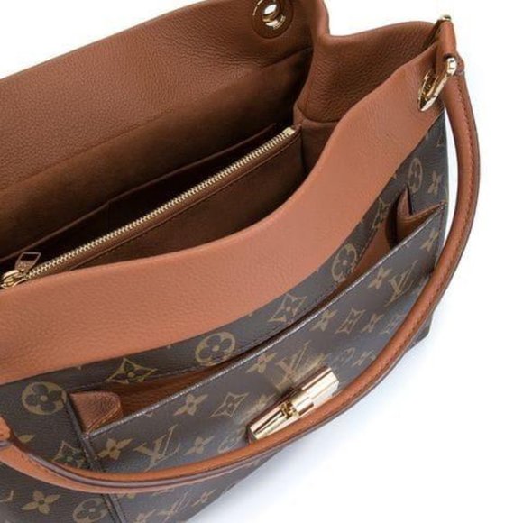 Louis Vuitton Leather Bag - Picture 3 of 5